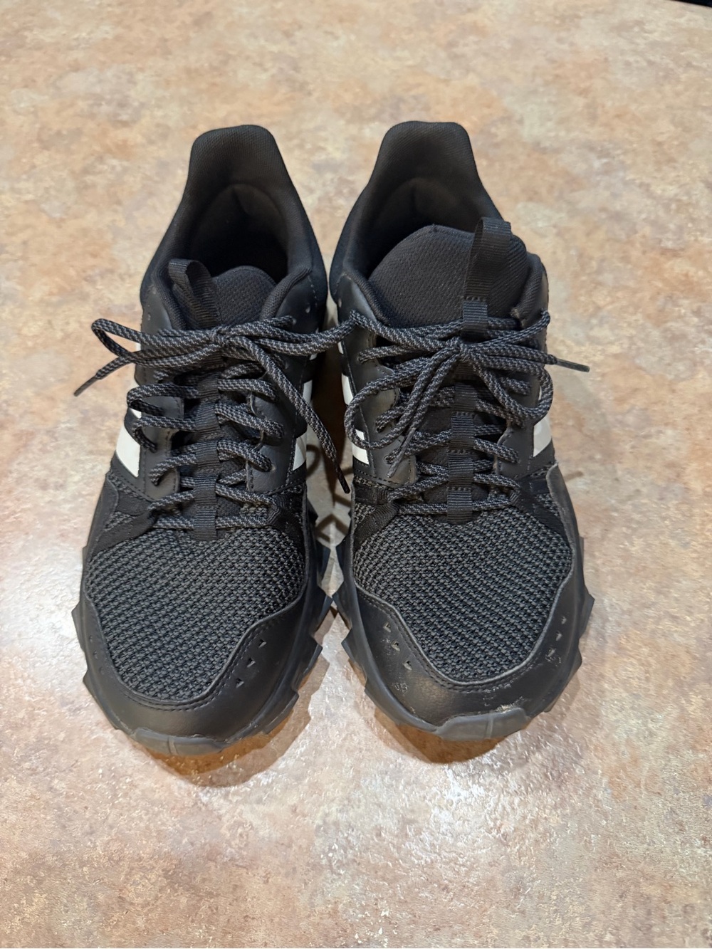 Men's  Adidas Rockadia Trail running shoe. Size 8